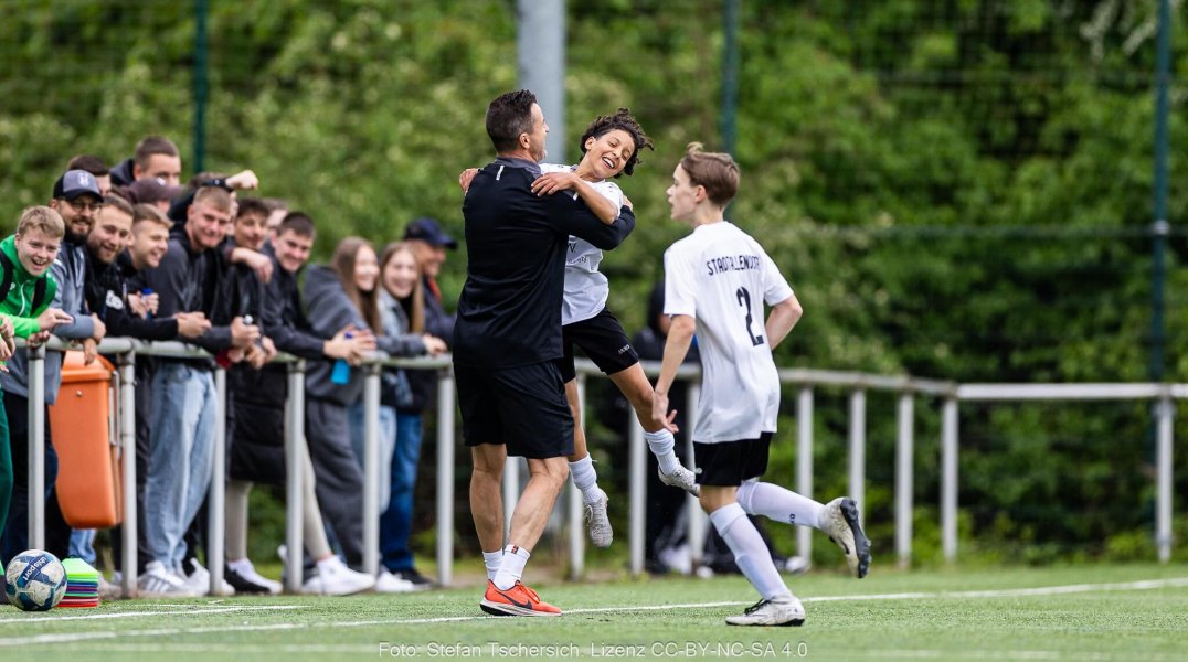 U15 steigt in die Hessenliga auf !