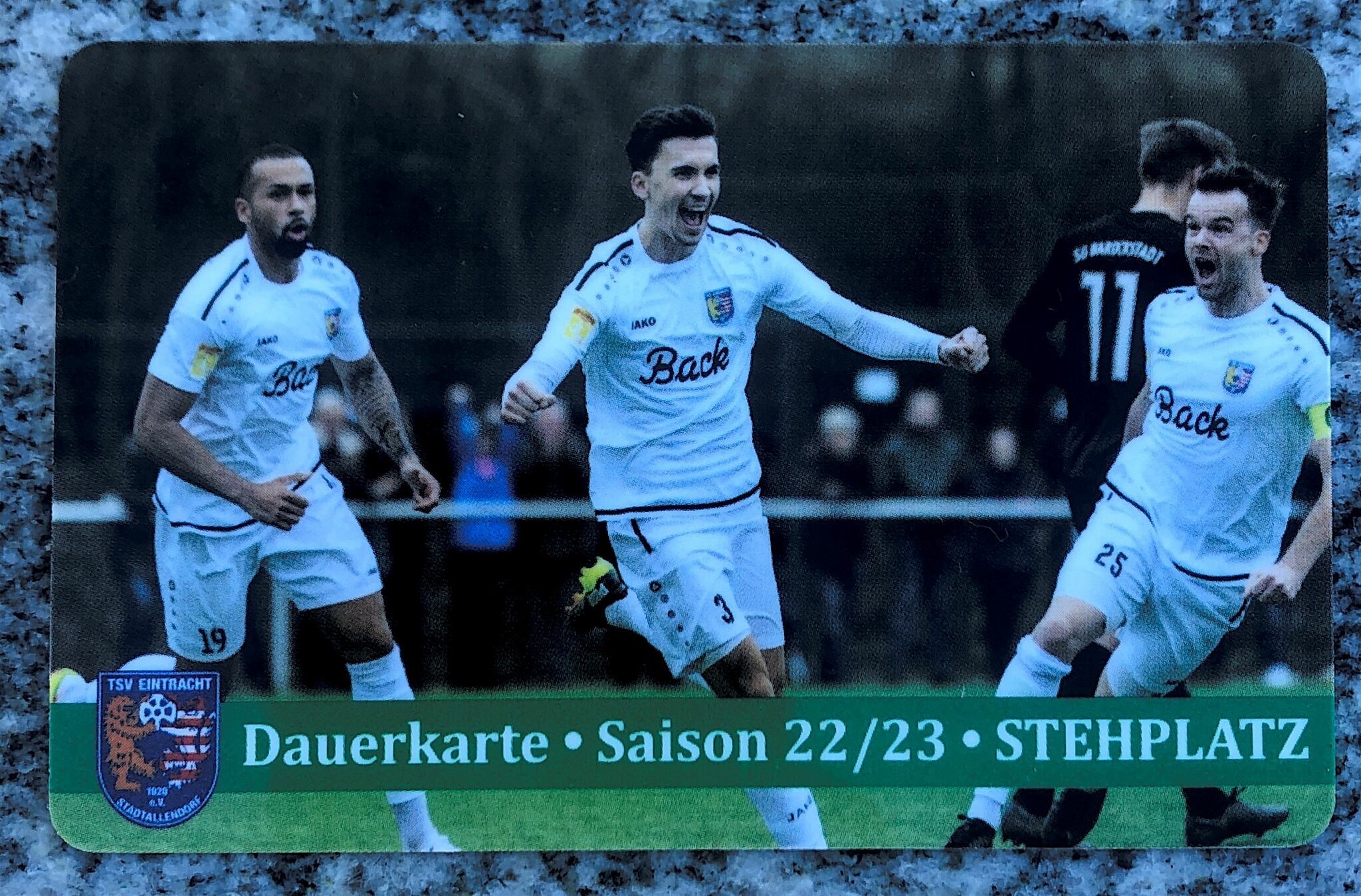 Dauerkarten sind da !