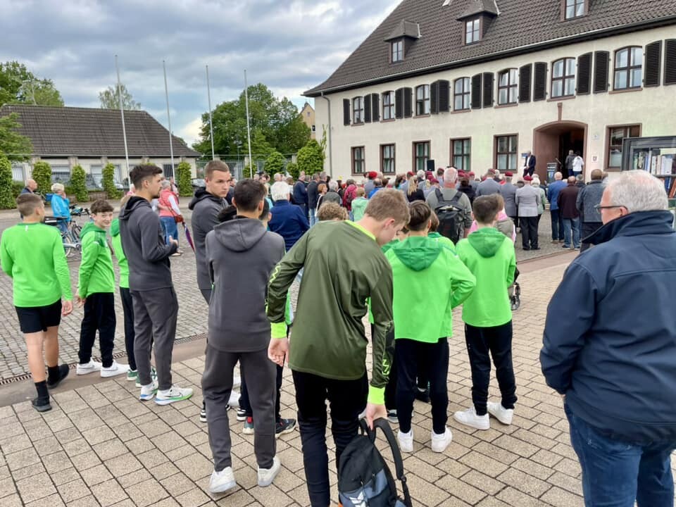 Eintracht zeigt Flagge !