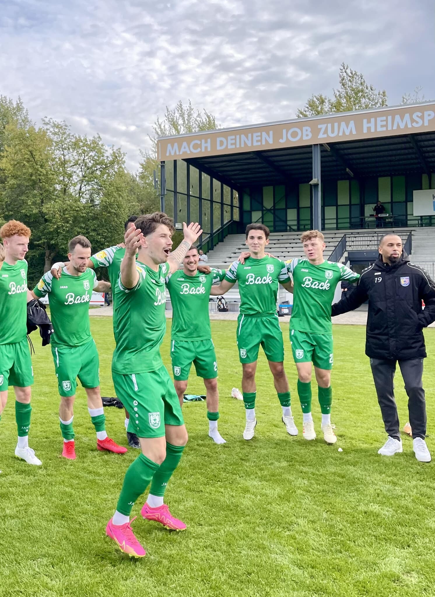 LOTTO Hessenliga: "Schütze(n)fest am Herrenwald !